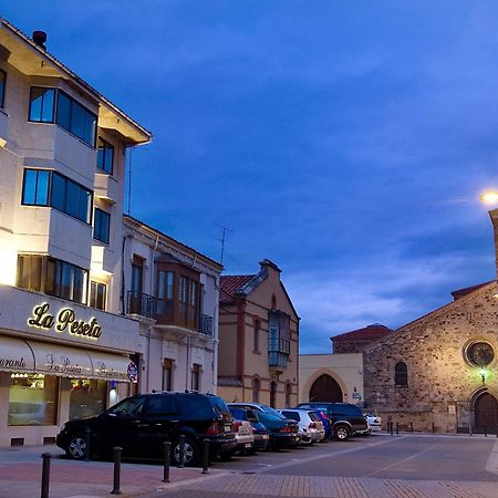 Hotel Restaurante La Peseta Astorga Kültér fotó