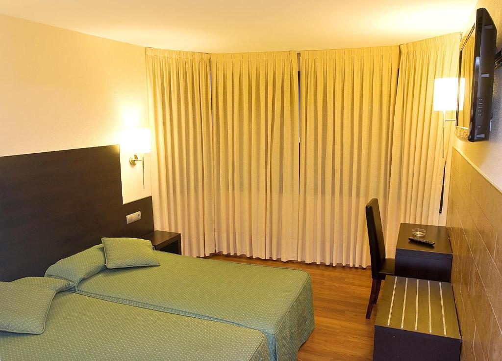 Hotel Restaurante La Peseta Astorga Szoba fotó