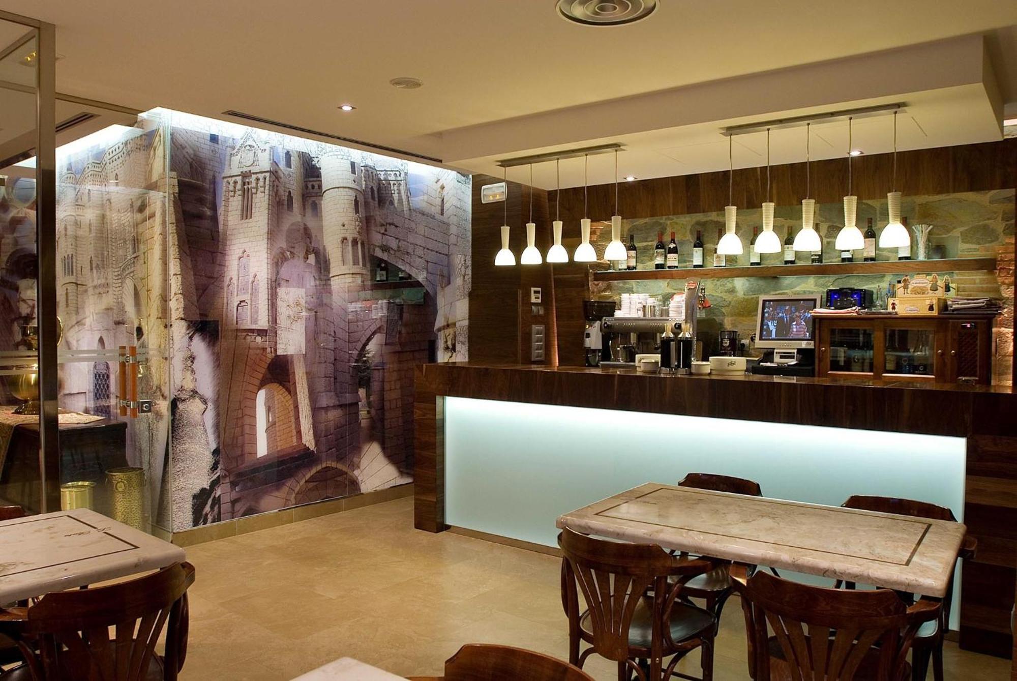 Hotel Restaurante La Peseta Astorga Kültér fotó