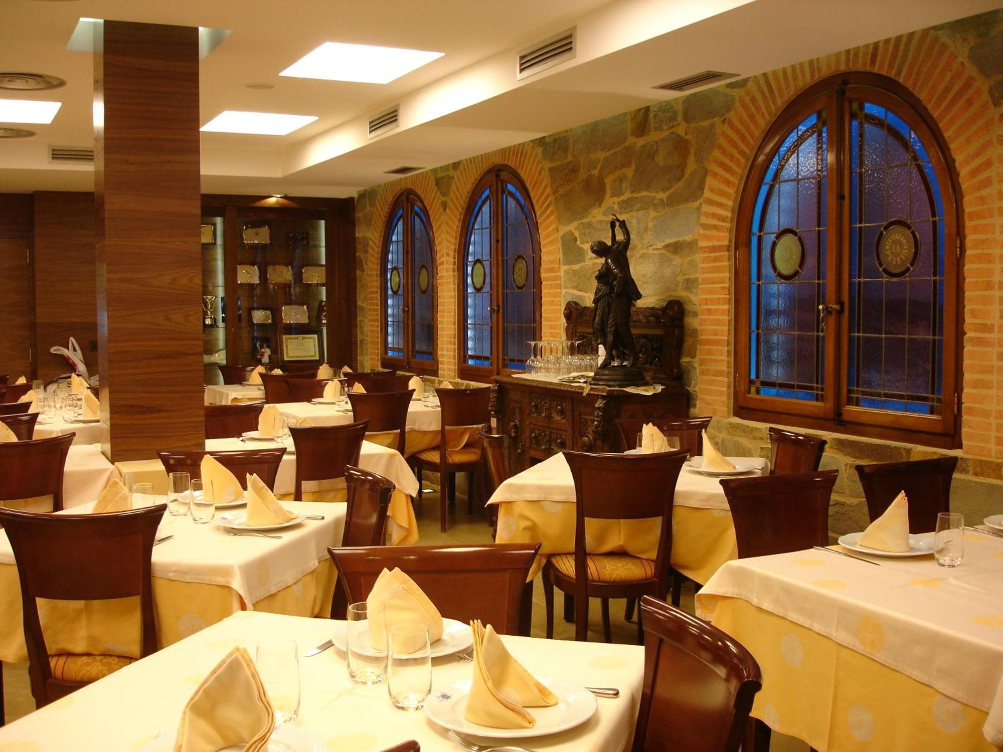 Hotel Restaurante La Peseta Astorga Kültér fotó